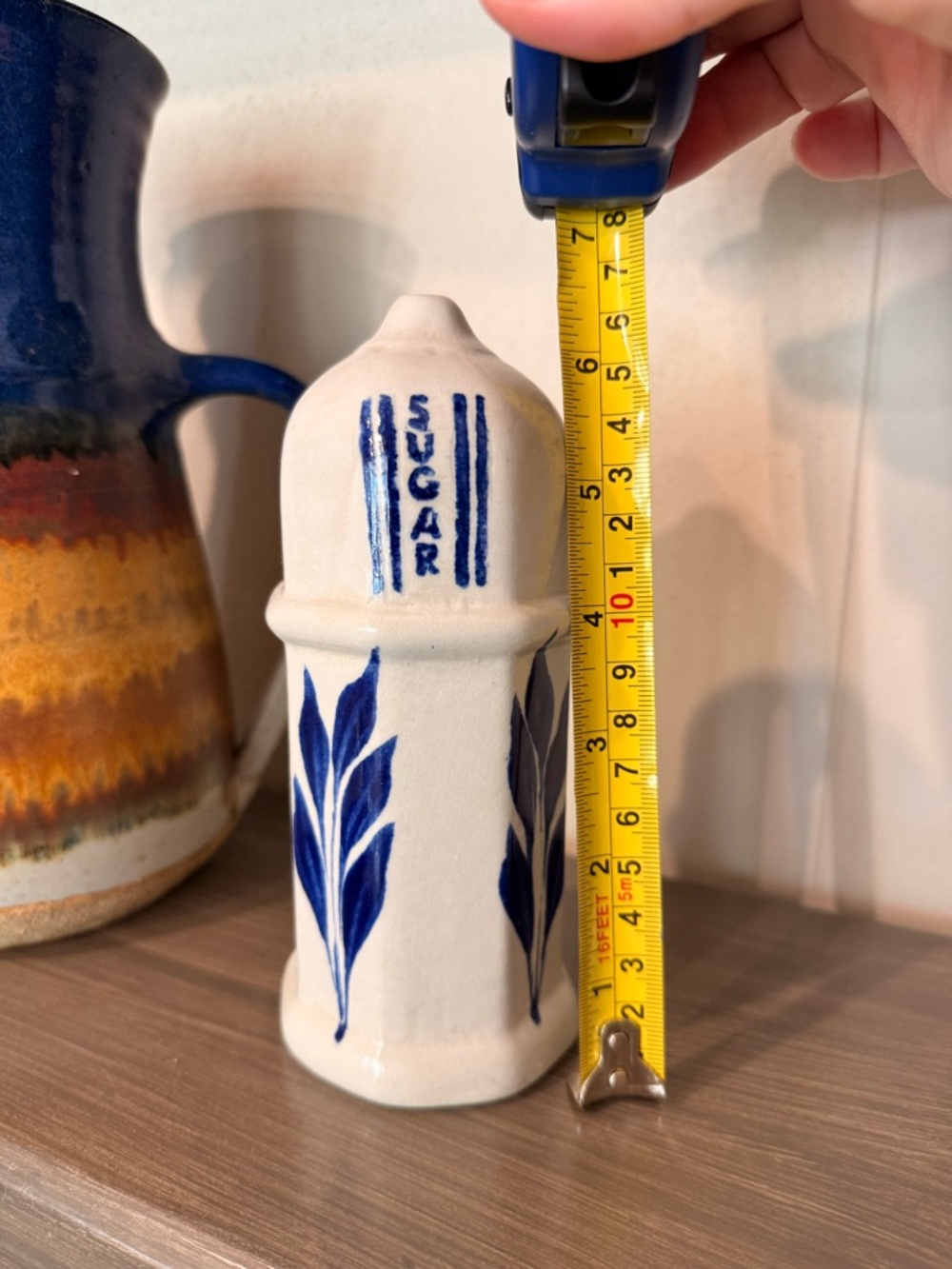 Vintage Williamsburg Pottery - Salt Glazed stoneware sugar shaker - Picture 3 of 4